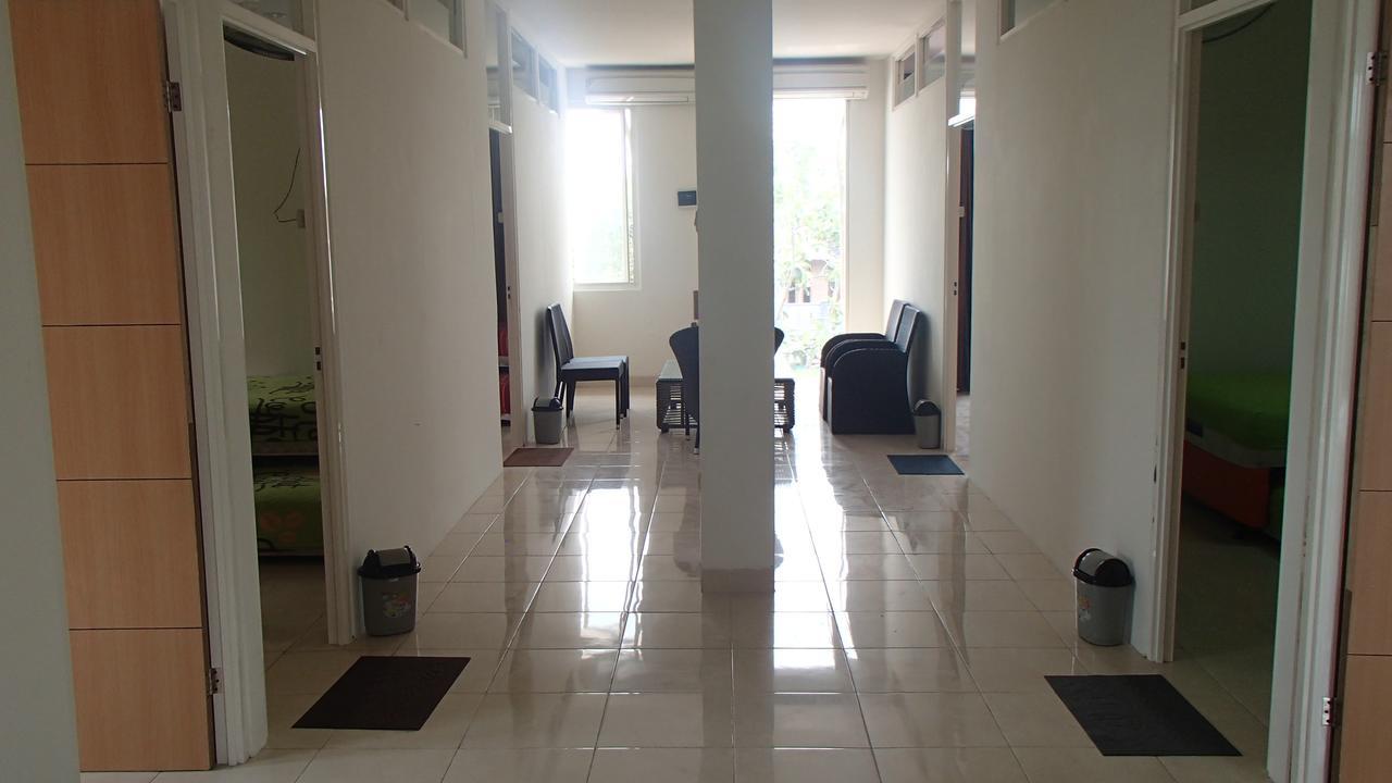 Kavie Hostel Malang Zewnętrze zdjęcie