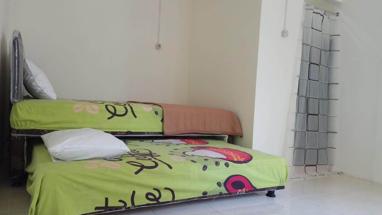 Kavie Hostel Malang Zewnętrze zdjęcie
